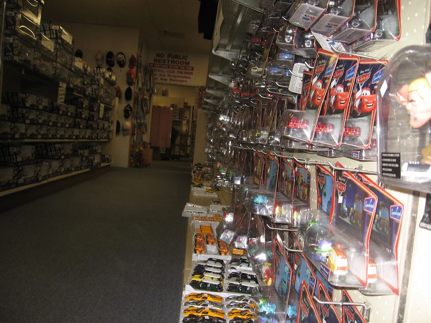 48911 diecast store interior