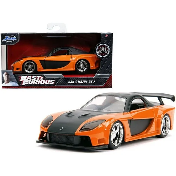 /img/48916-cleaning-diecast-cars.webp