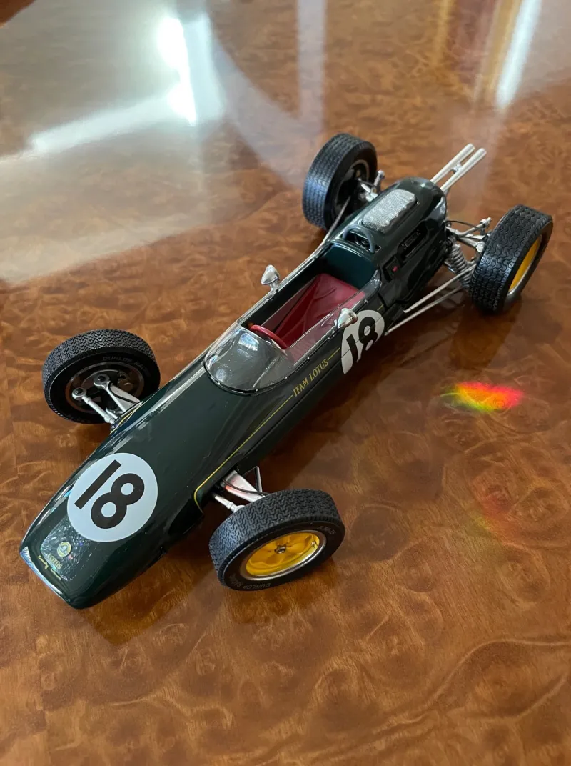 48918 diecast car display