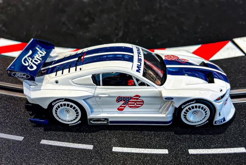 48918 minichamps model cars