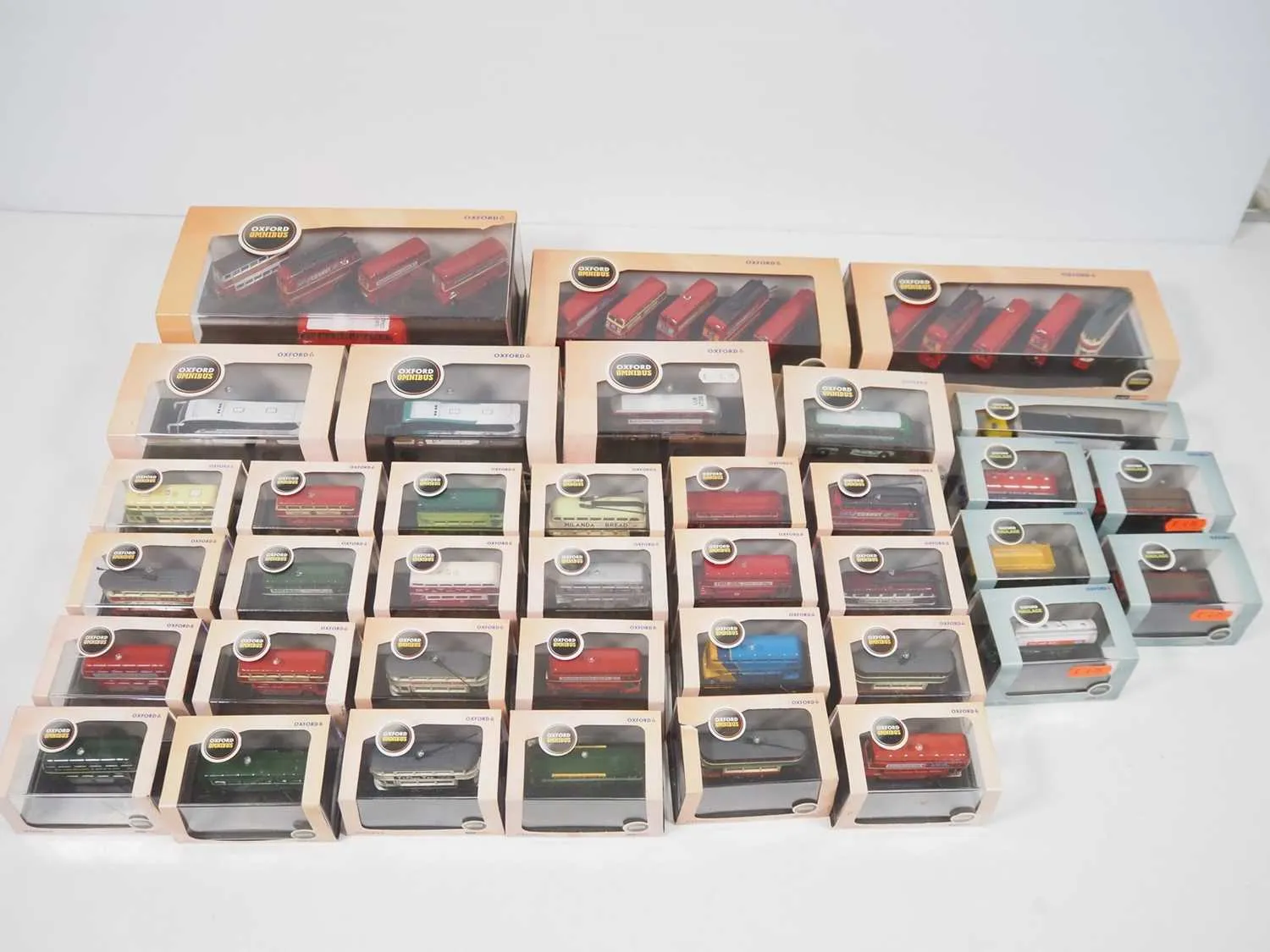 48925 oxford diecast n gauge model shop