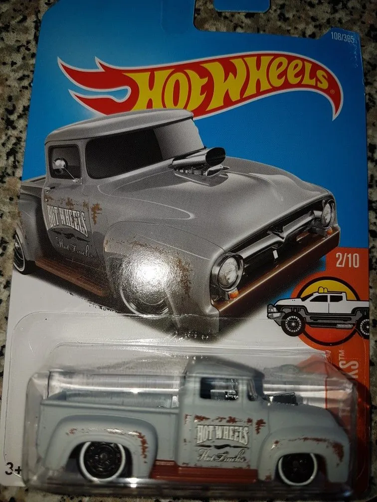 /img/48949-diecast-collecting-tips-canada.webp