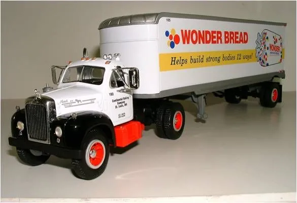 /img/48961-first-gear-diecast-facebook.webp