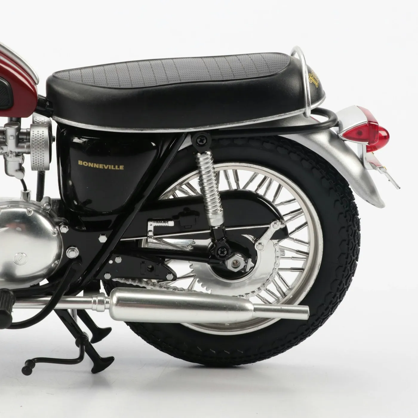48962 triumph bonneville t100 diecast