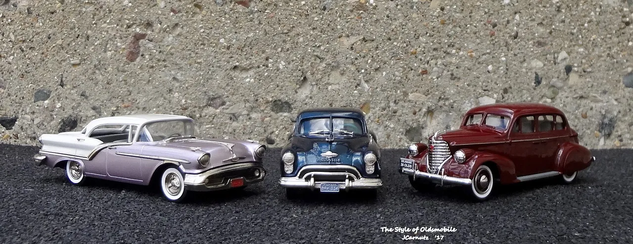 48970 143 scale diecast cars oldsmobile