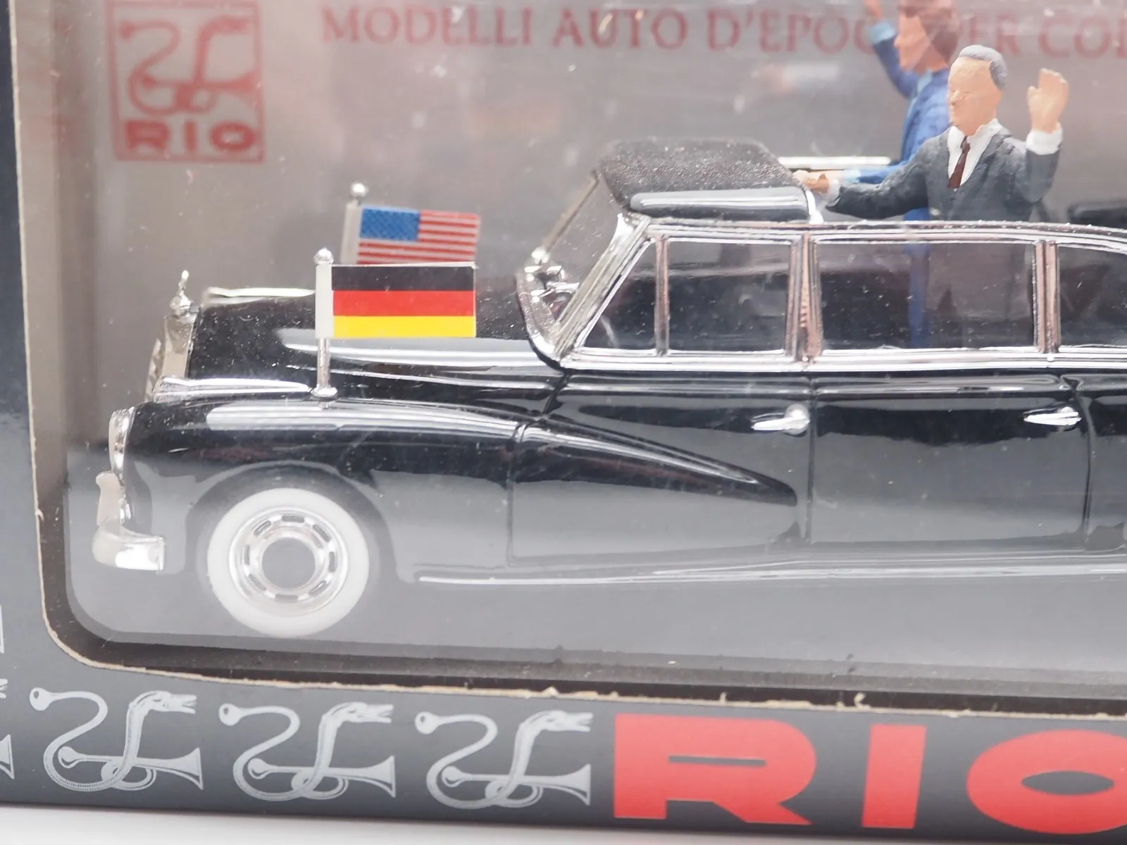 48970 oldsmobile delta 88 diecast