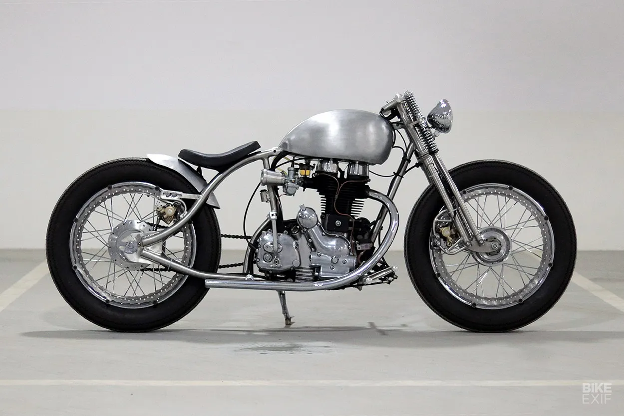 48983 diecast royal enfield bullet model 2