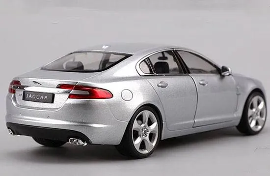 /img/48988-diecast-jaguar-xf-display.webp