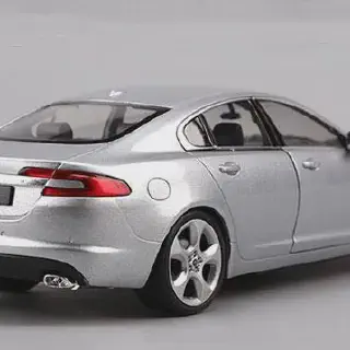 /img/48988-diecast-jaguar-xf-display.webp