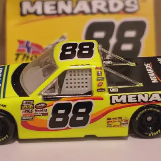 /img/48997-display-nascar-diecast.webp