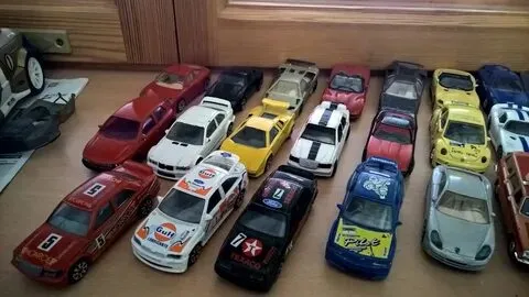 /img/48998-diecast-model-shop.webp