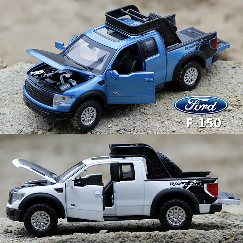 /img/49018-diecast-f150-display.webp