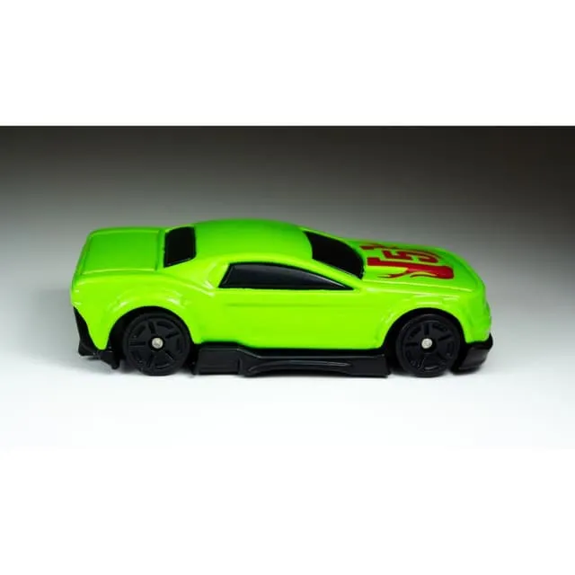 /img/49022-green-diecast-car-care-7.webp