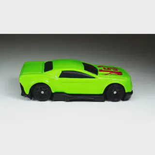 /img/49022-green-diecast-car-care-7.webp