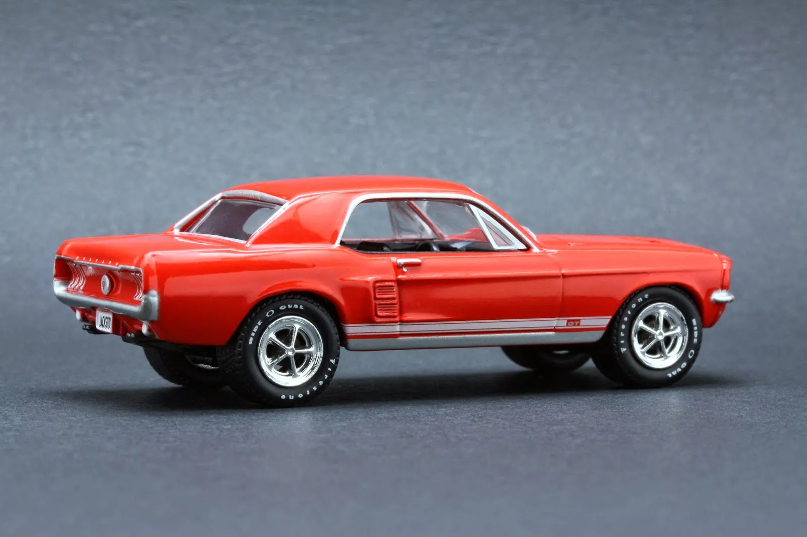 /img/49024-1967-ford-mustang-coupe-diecast-care.webp