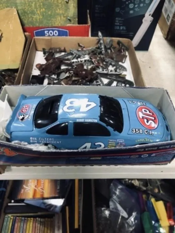 49029 diecast race cars value image5