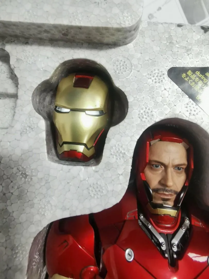 49049 hot toys iron man mark 3 diecast 5