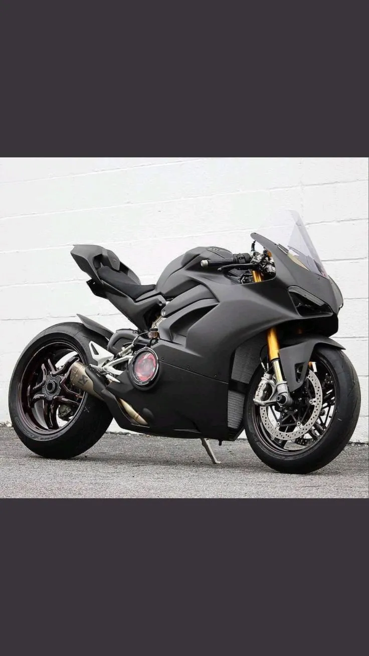 49063 diecast ducati panigale overview