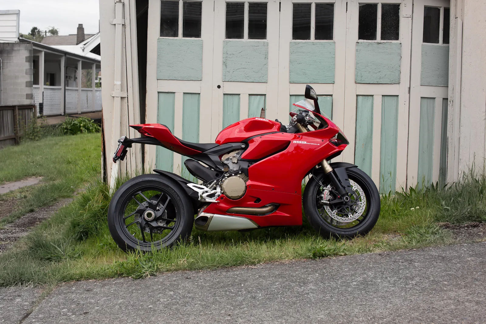 49063 diecast ducati panigale scale