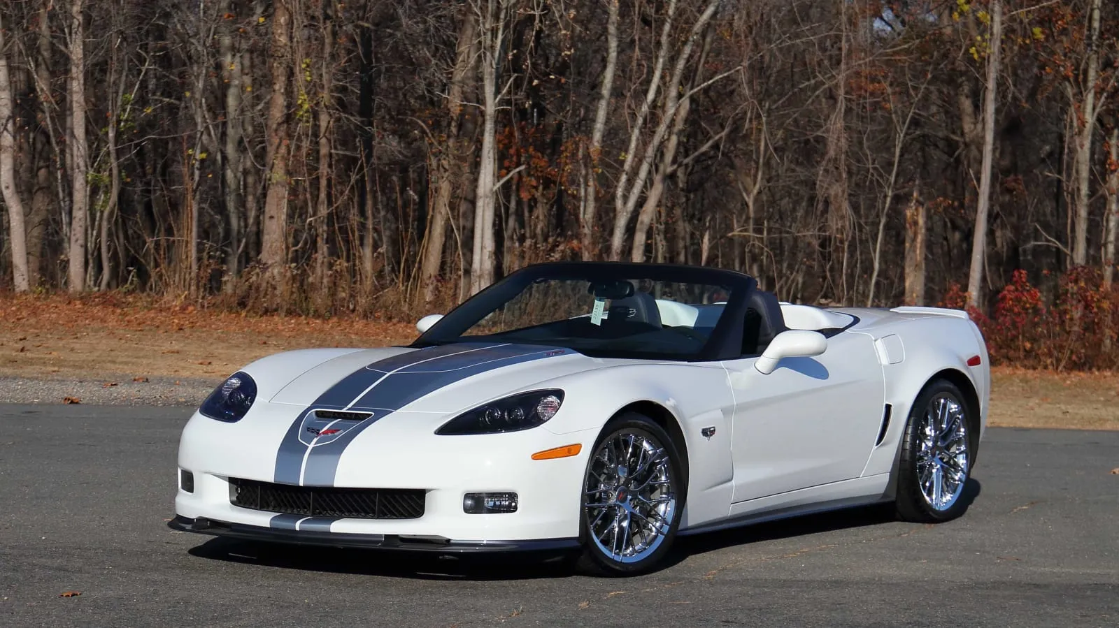 49065 corvette diecast detailing