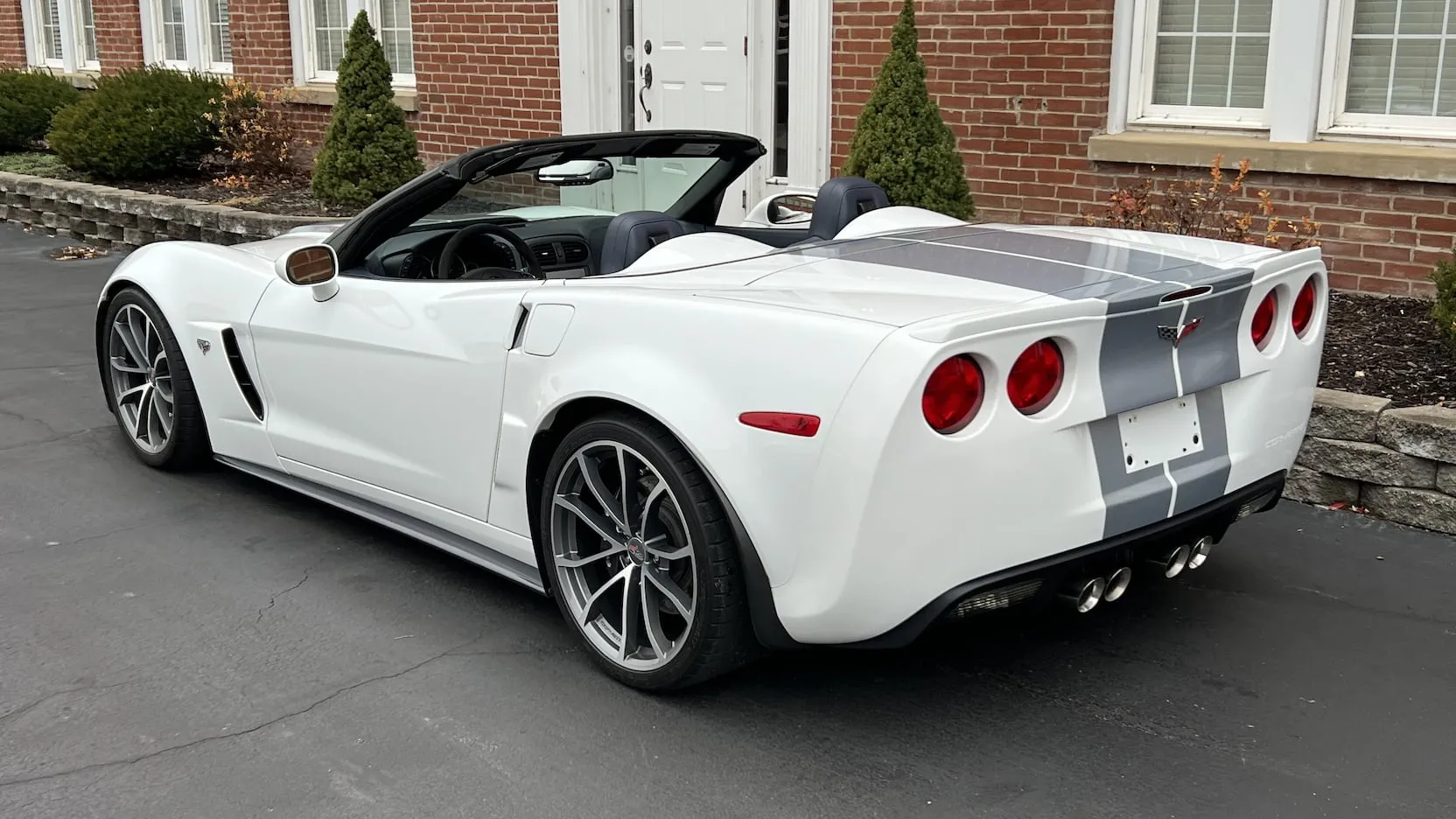 49065 corvette diecast display