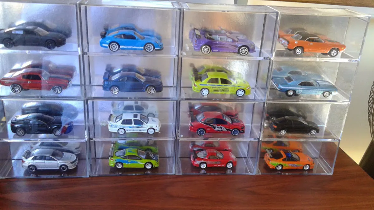 /img/49080-rare-diecast-cars.webp