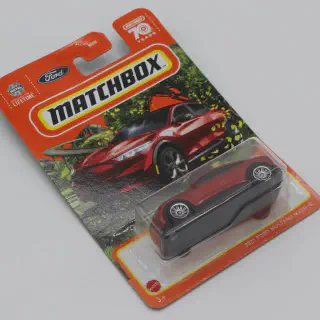 /img/49086-mustang-mach-1-diecast-shelves.webp