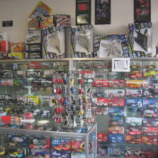 /img/49104-vintage-diecast-model.webp