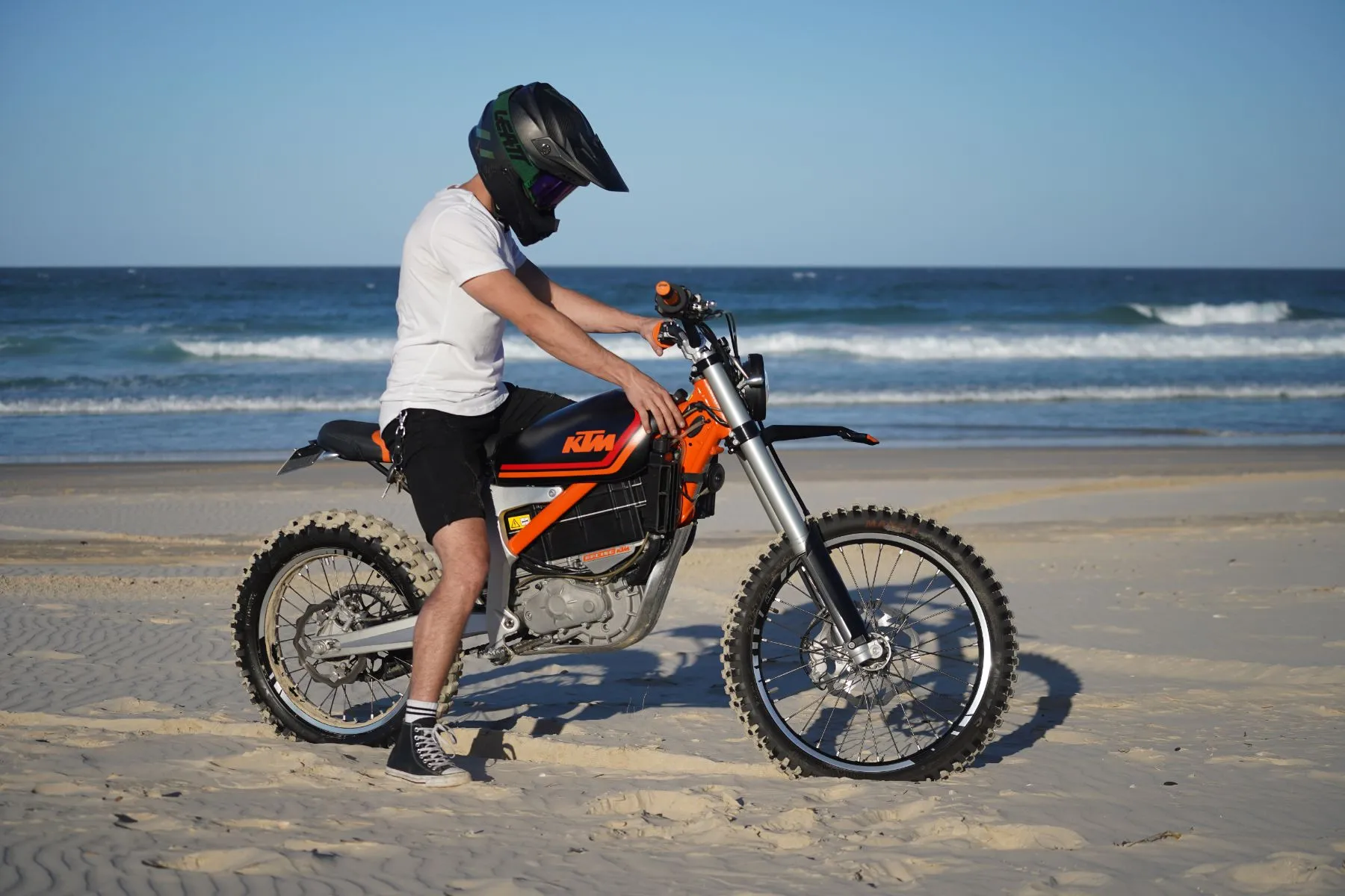 /img/49115-diecast-dirt-bike-australia.webp