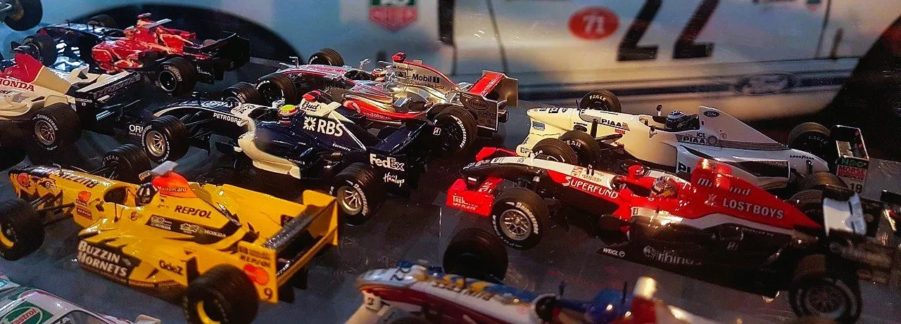 49118 types of diecast models